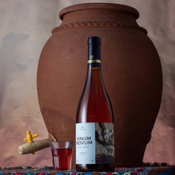 Vinum novum talha picture